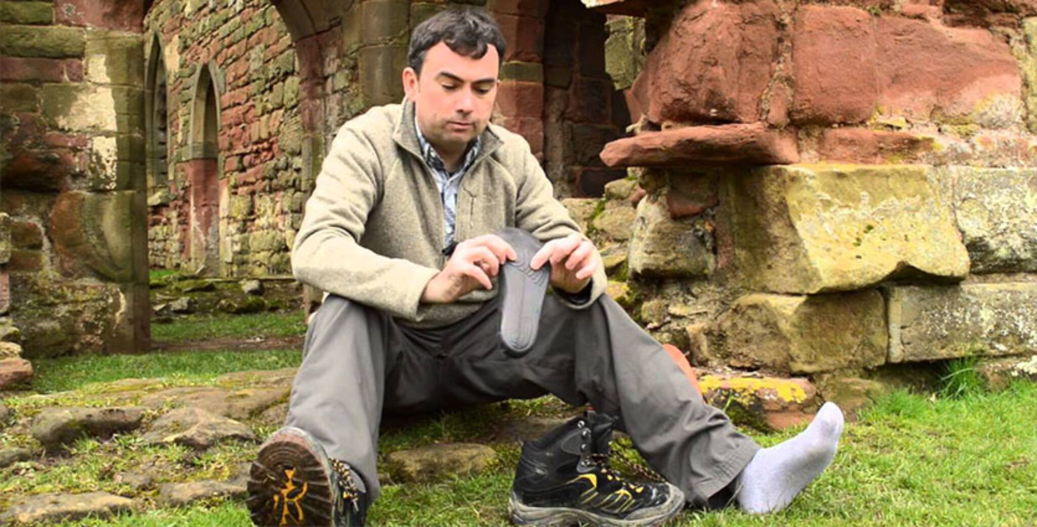 Hiking Boots Get Smelly How to Get Rid of the Bad Smell Easily